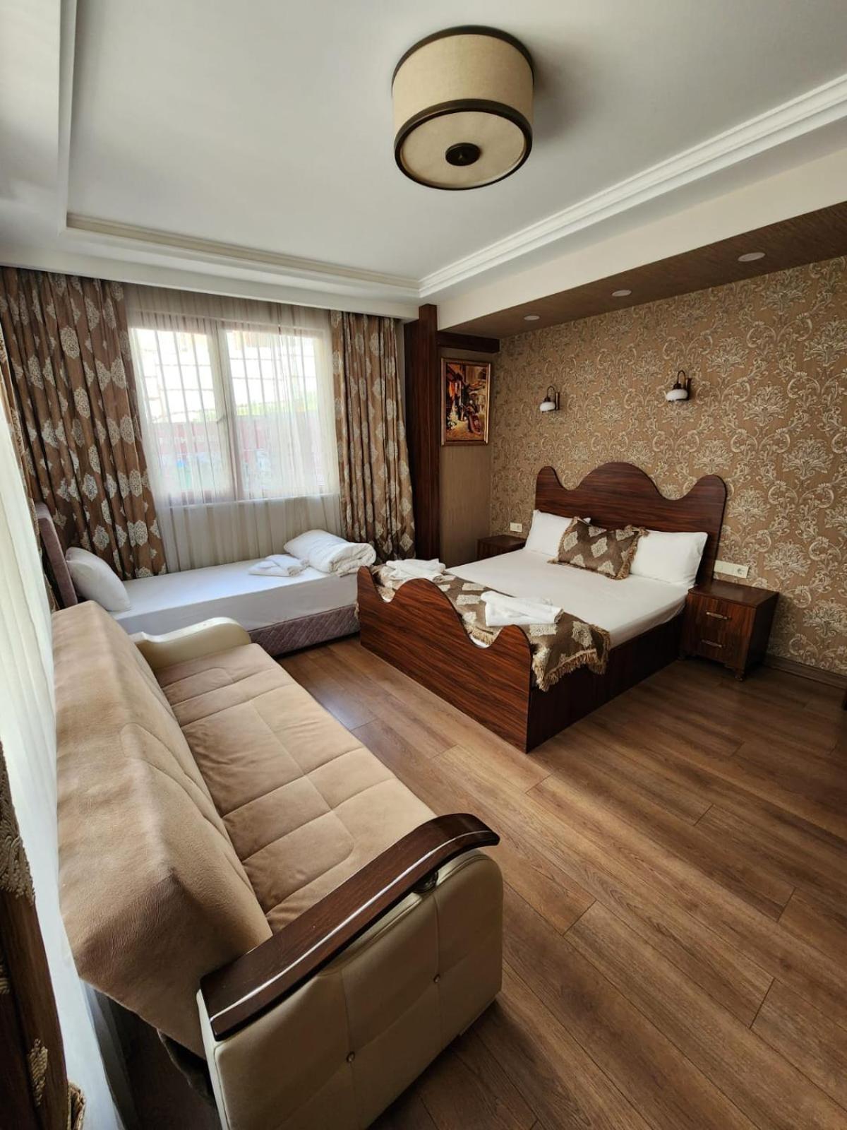 Capricorn By Otantik Suites Istanbul Bagian luar foto
